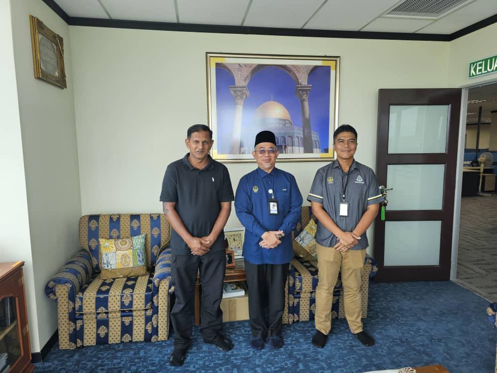 Kunjungan Mesra Polis Sungai Senam Cerminkan Hubungan Harmoni Antara Agensi