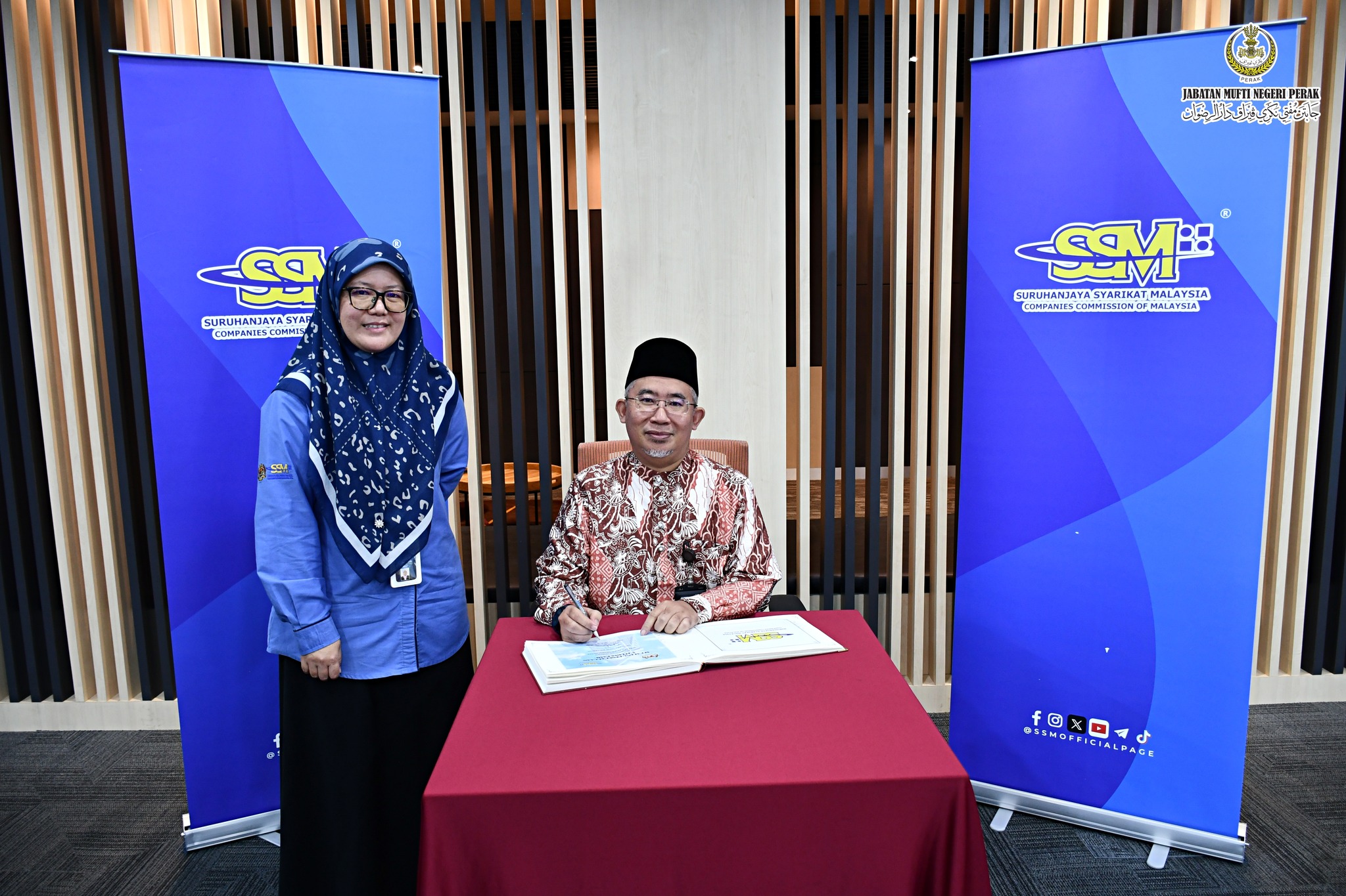 Kunjungan Hormat Ke Suruhanjaya Syarikat Malaysia (SSM) Perak